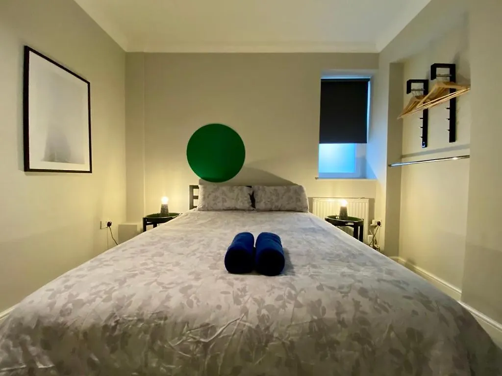 Stylish Modern Apartments Near Parks & Centre Cardiff