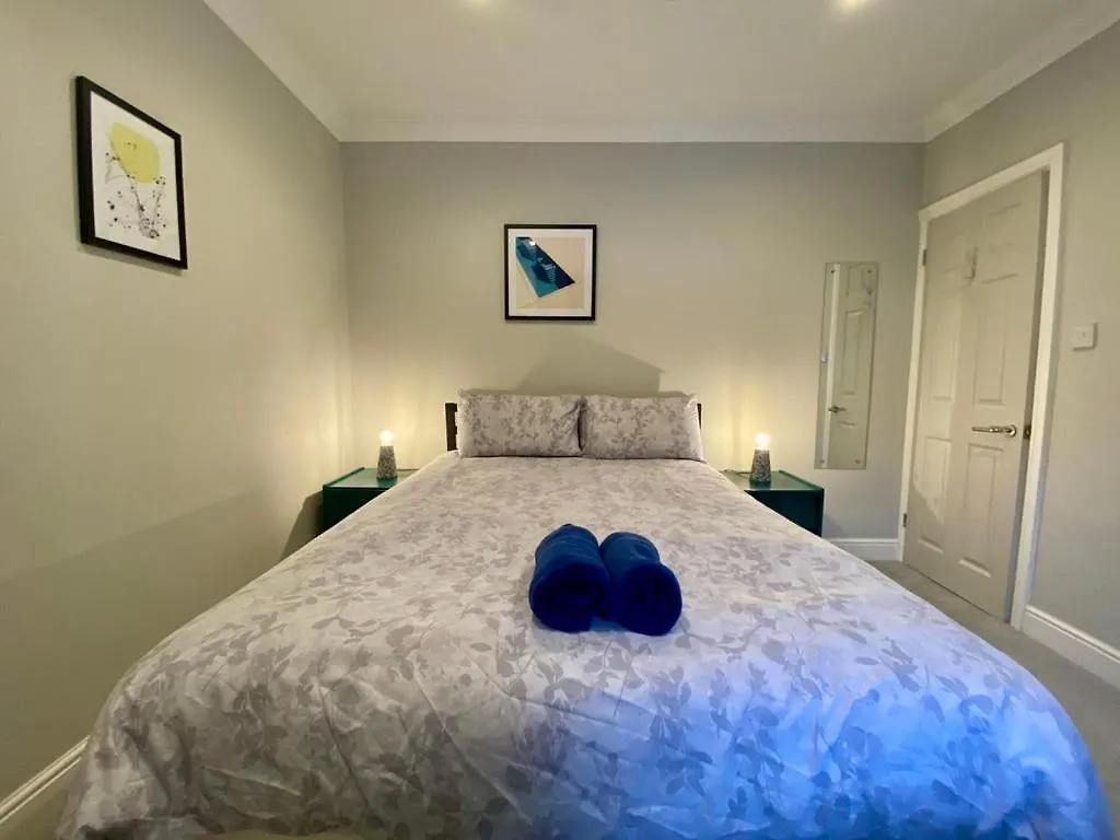 Stylish Modern Apartments Near Parks & Centre Cardiff